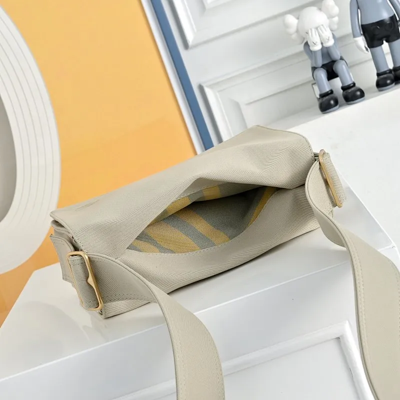 All categories Burberry women's bags (Burberry) Burberry 2517