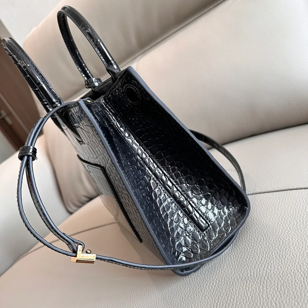 All Categories Official Website "Brand Women's Bags" Women's Bags 💙 Burberry 2025 New Burberry Handbags
