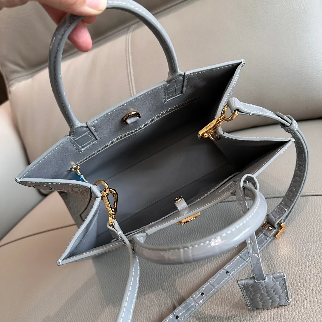 All Categories Official Website "Brand Women's Bags" Women's Bags 💙 Burberry 2025 New Burberry Handbags