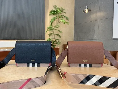 All categories Burberry women's bags (Burberry) Burberry 6608