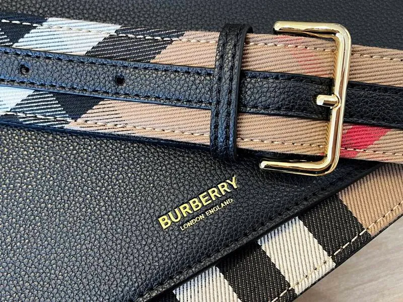 All categories Burberry women's bags (Burberry) Burberry 6608