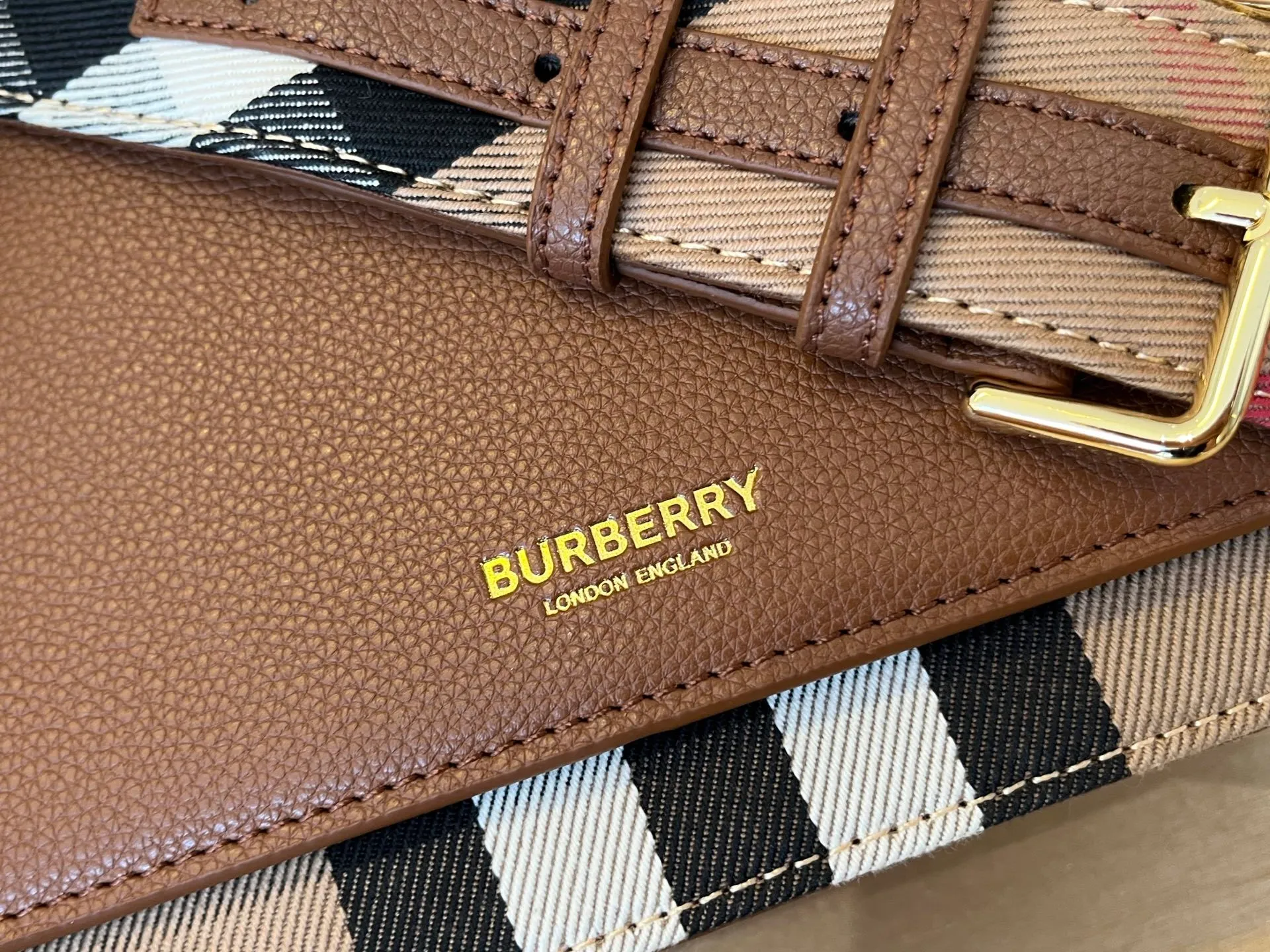 All categories Burberry women's bags (Burberry) Burberry 6608