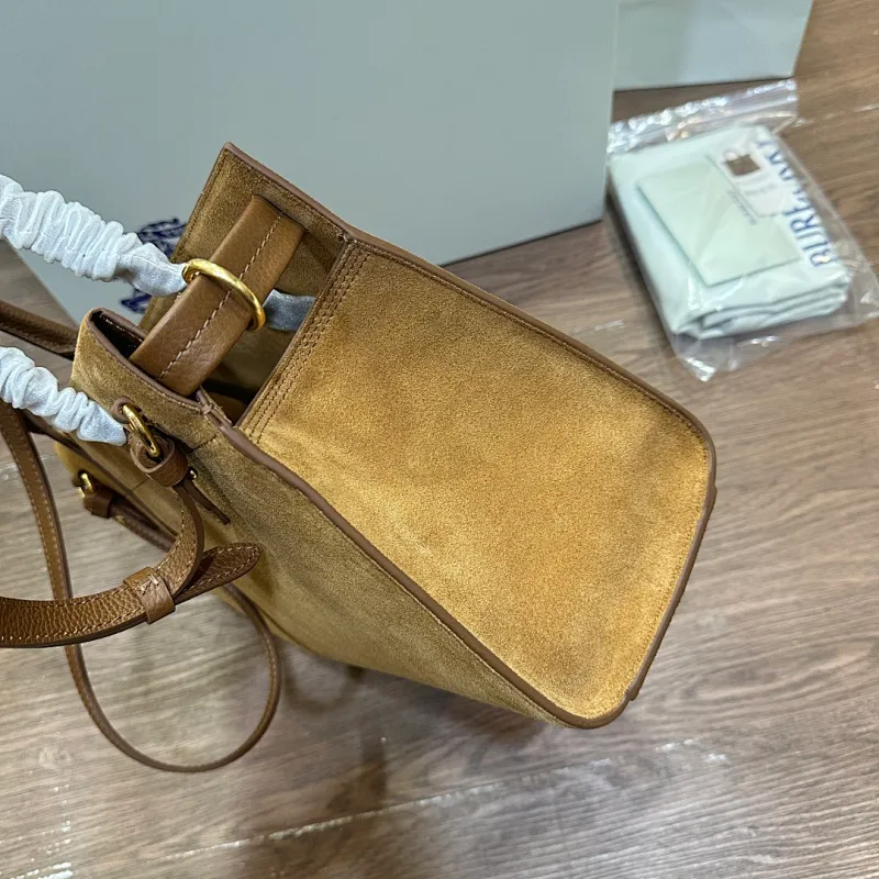 All categories Burberry women's bags (Burberry) Burberry 243