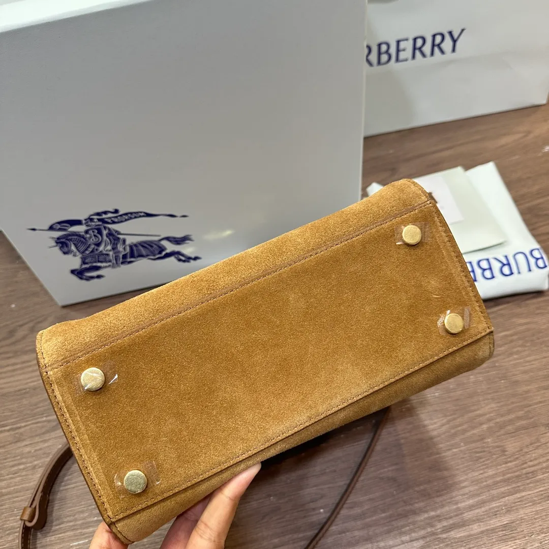 All categories Burberry women's bags (Burberry) Burberry 243