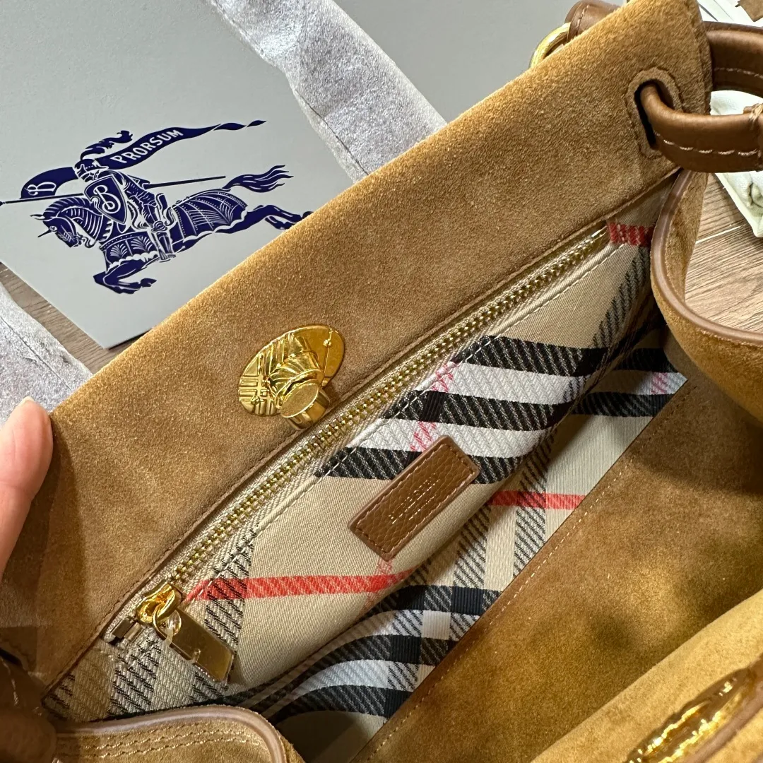All categories Burberry women's bags (Burberry) Burberry 243
