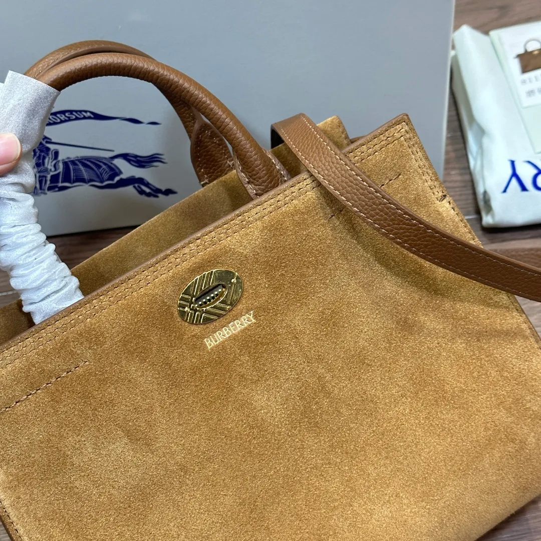 All categories Burberry women's bags (Burberry) Burberry 243