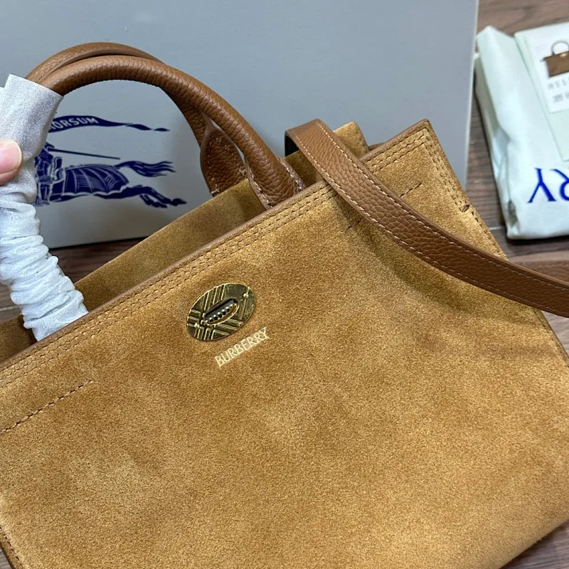 All categories Burberry women's bags (Burberry) Burberry 243