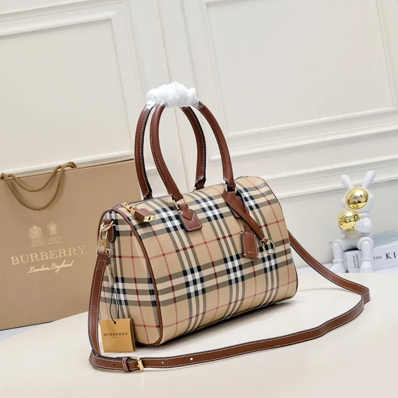 All categories Burberry women's bags (Burberry) Burberry 8371