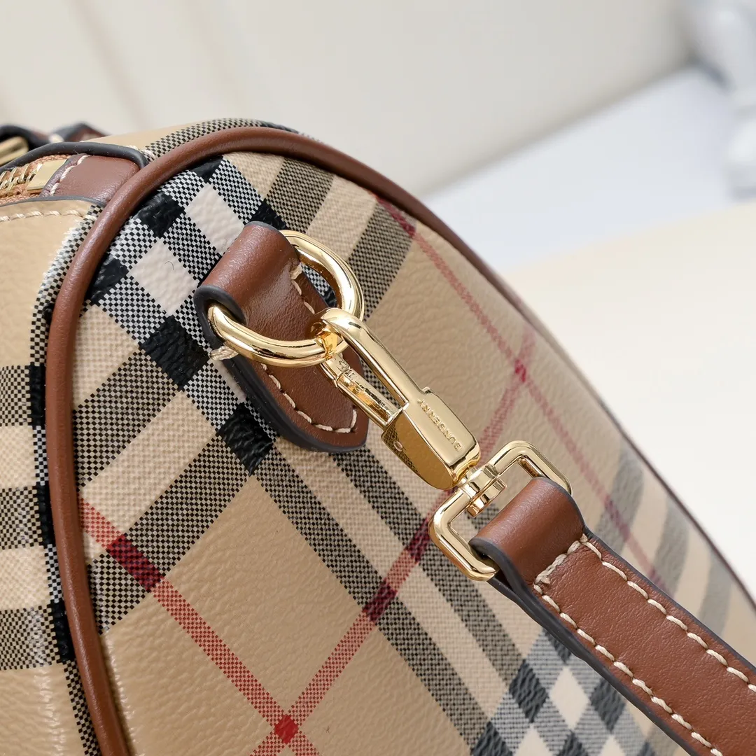All categories Burberry women's bags (Burberry) Burberry 8371