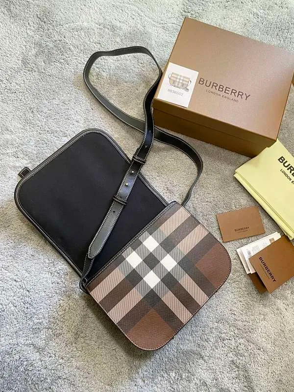 All categories Burberry women's bags (Burberry) Burberry 8832