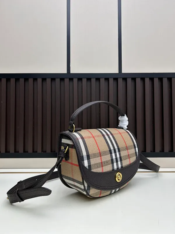 All categories Burberry women's bags (Burberry) Burberry 8996