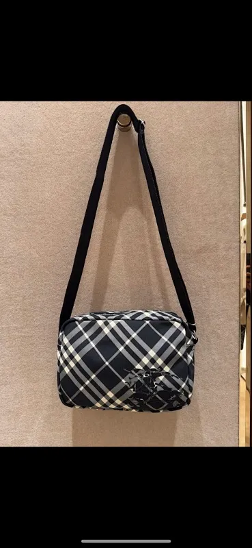 All categories Burberry women's bags (Burberry) Burberry 7801