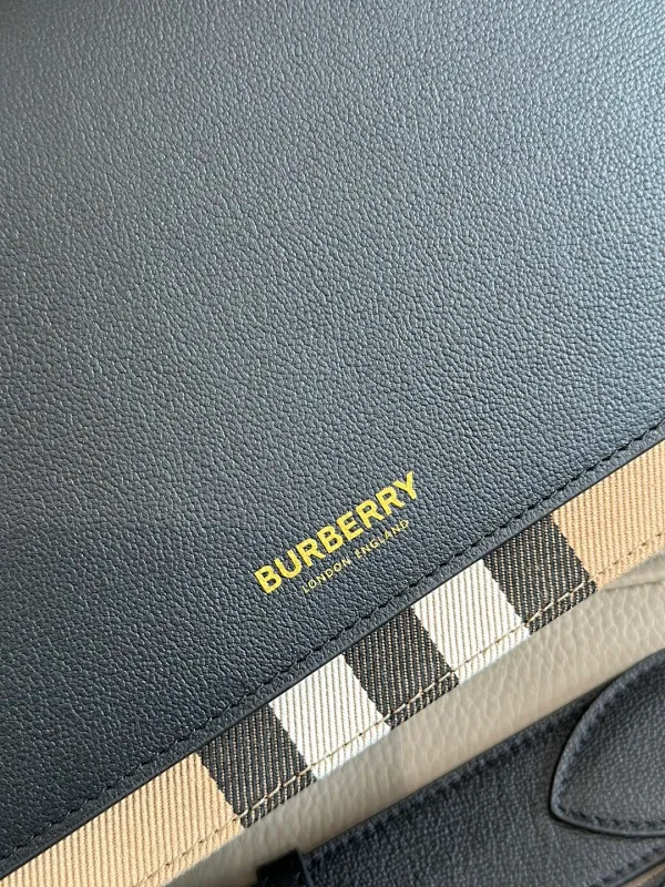 All Categories Official Website "Brand Women's Bags" Women's Bags 💙 Burberry 2025 New Burberry Crossbody Bag