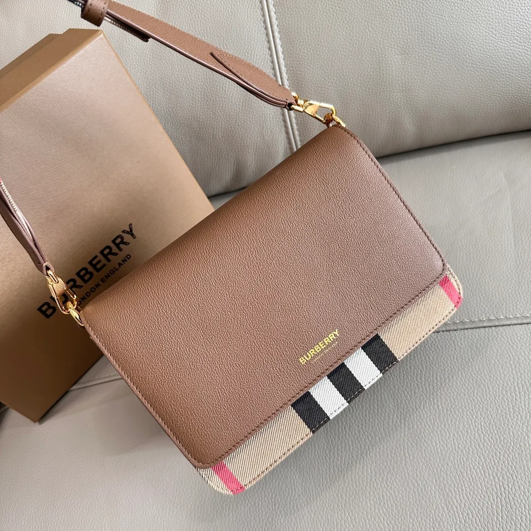 All Categories Official Website "Brand Women's Bags" Women's Bags 💙 Burberry 2025 New Burberry Crossbody Bag