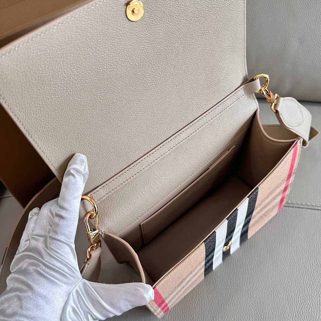 All Categories Official Website "Brand Women's Bags" Women's Bags 💙 Burberry 2025 New Burberry Crossbody Bag