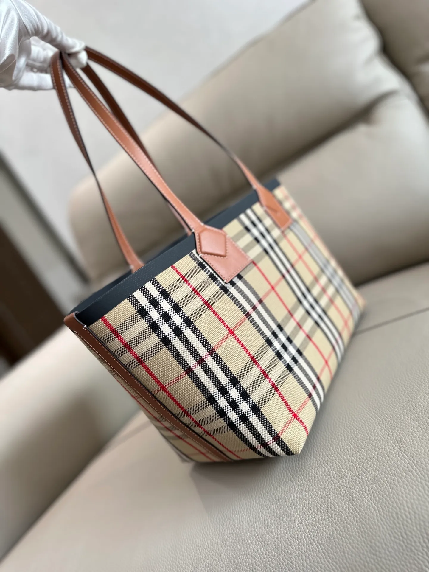 All categories Burberry women's bags (Burberry) Burberry 8411