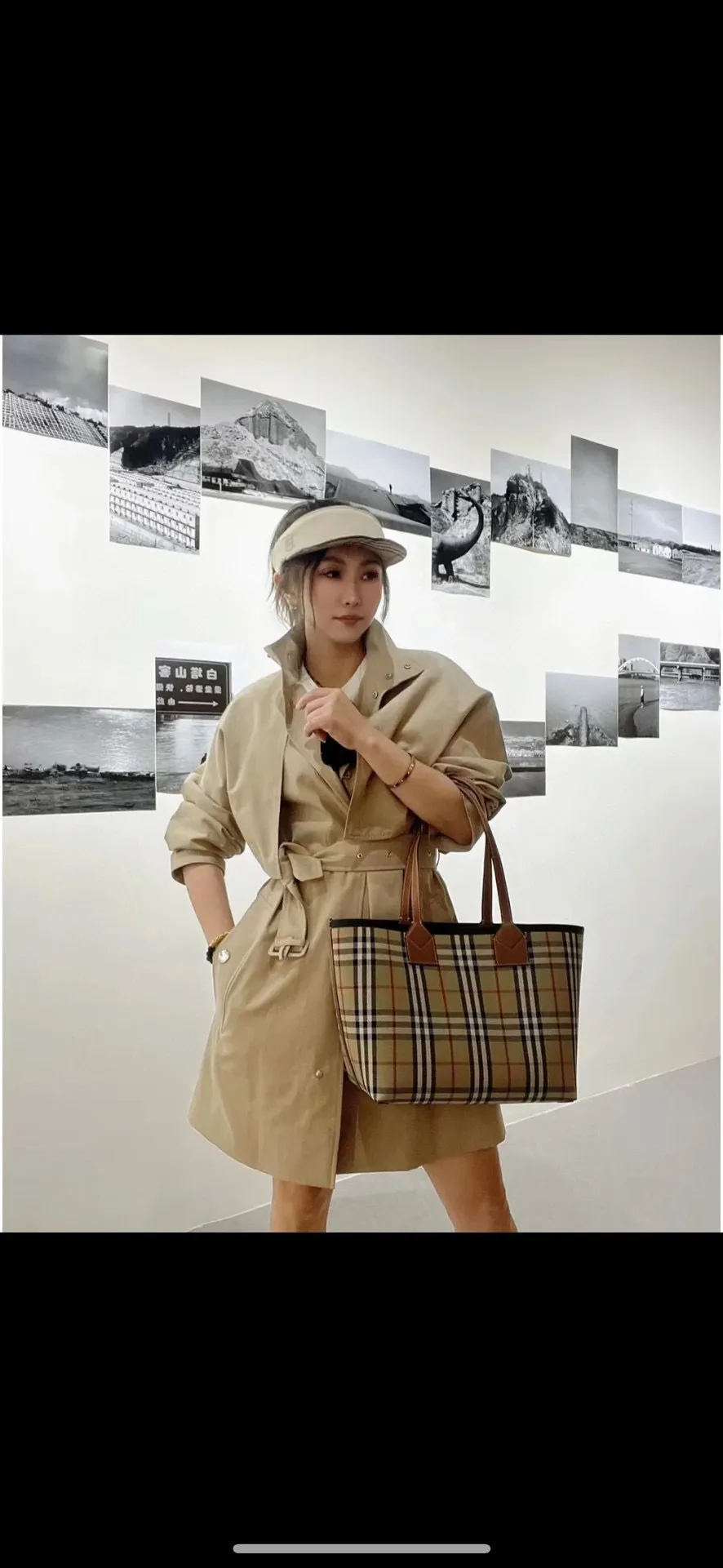All categories Burberry women's bags (Burberry) Burberry 8411