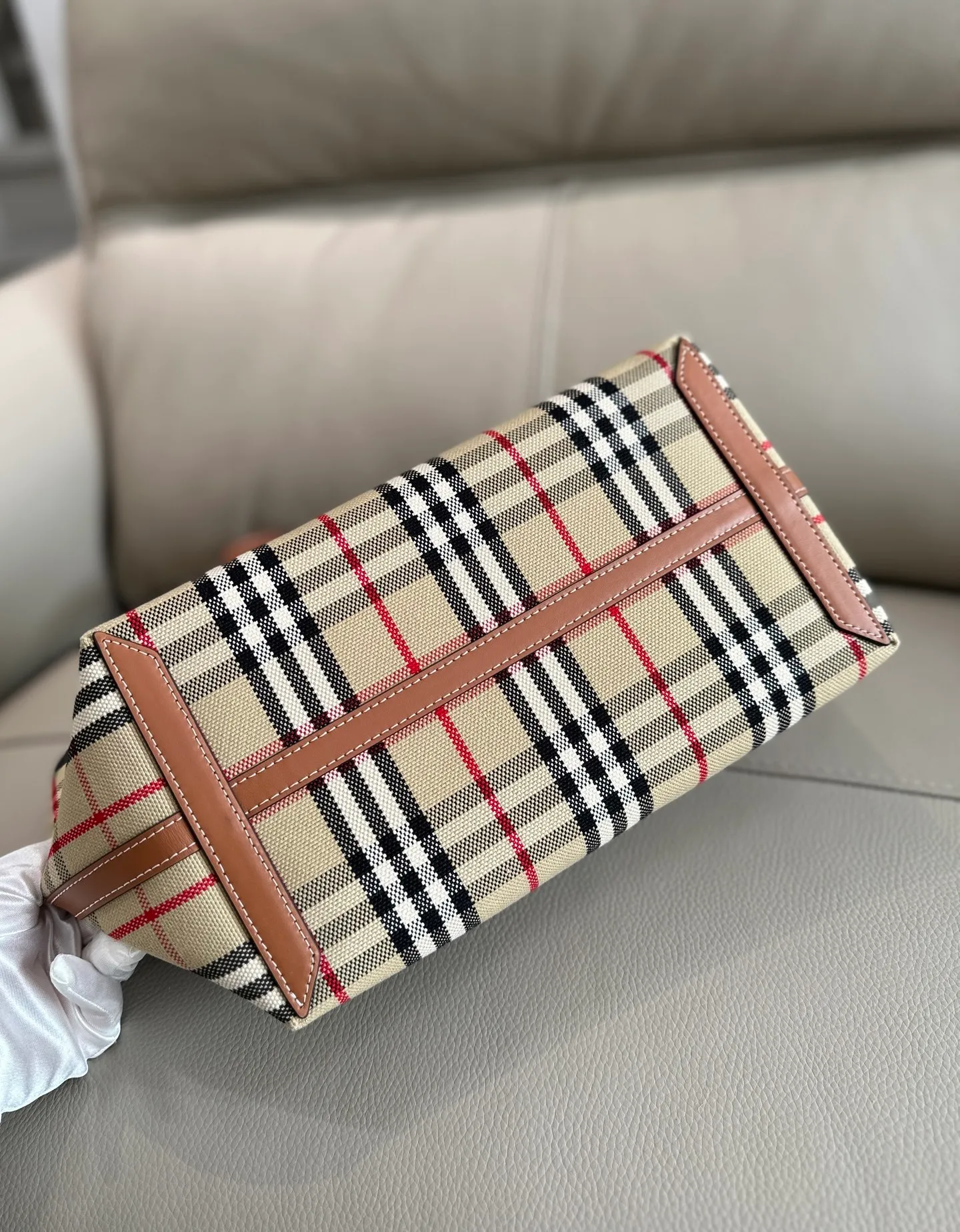All categories Burberry women's bags (Burberry) Burberry 8411