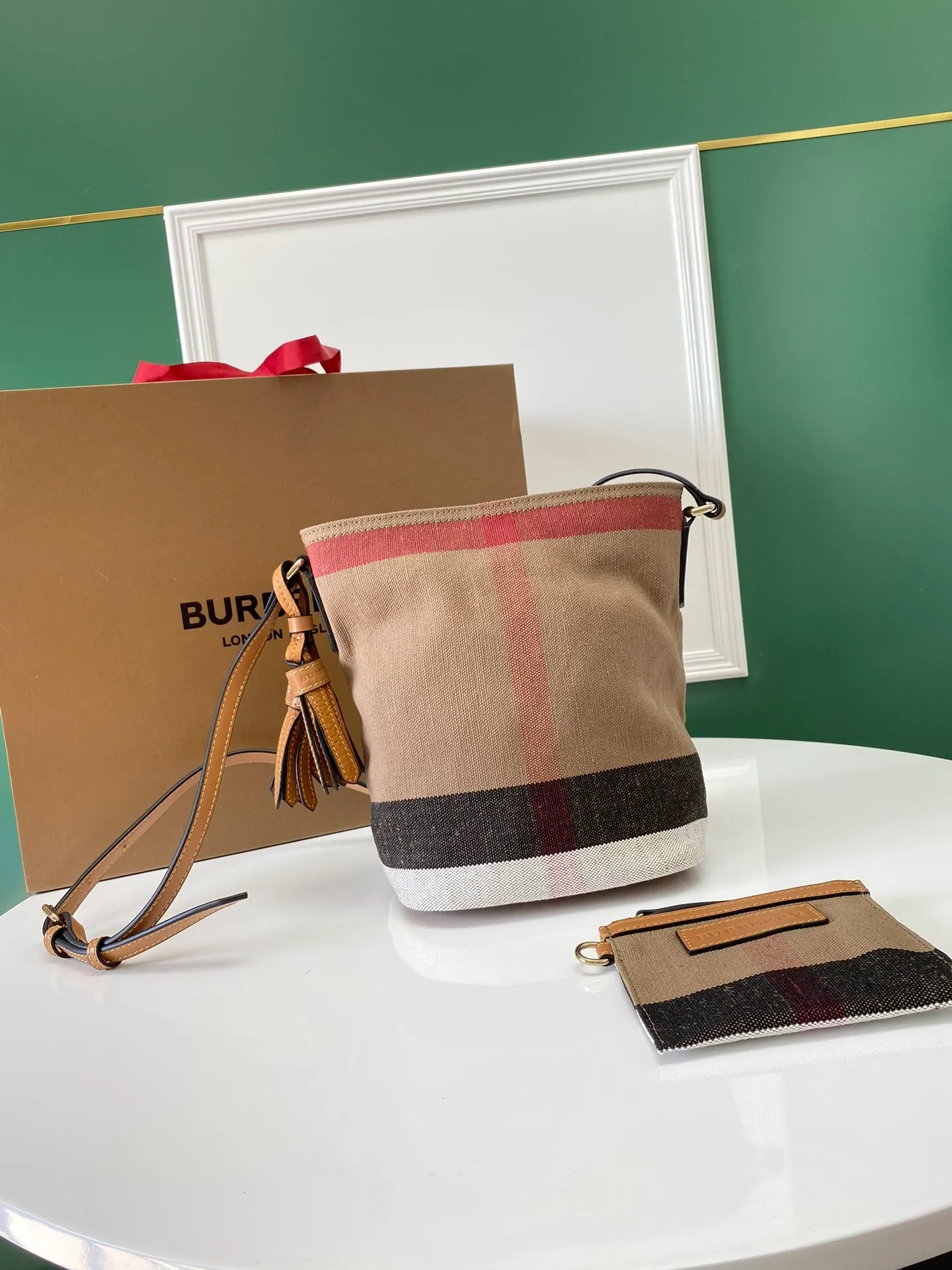 All Categories Official Website "Brand Women's Bags" Women's Bags 💙 Burberry 2025 New Burberry Crossbody Bag