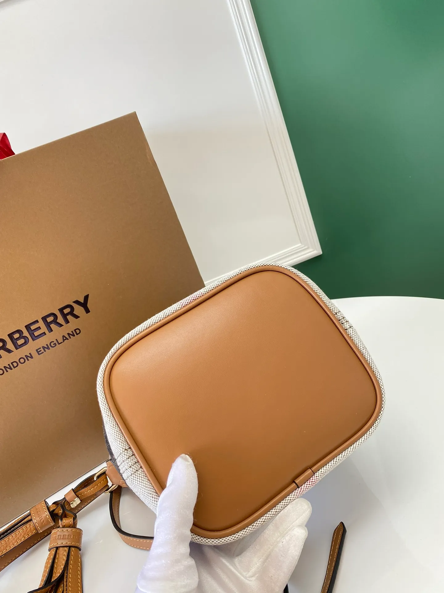 All Categories Official Website "Brand Women's Bags" Women's Bags 💙 Burberry 2025 New Burberry Crossbody Bag