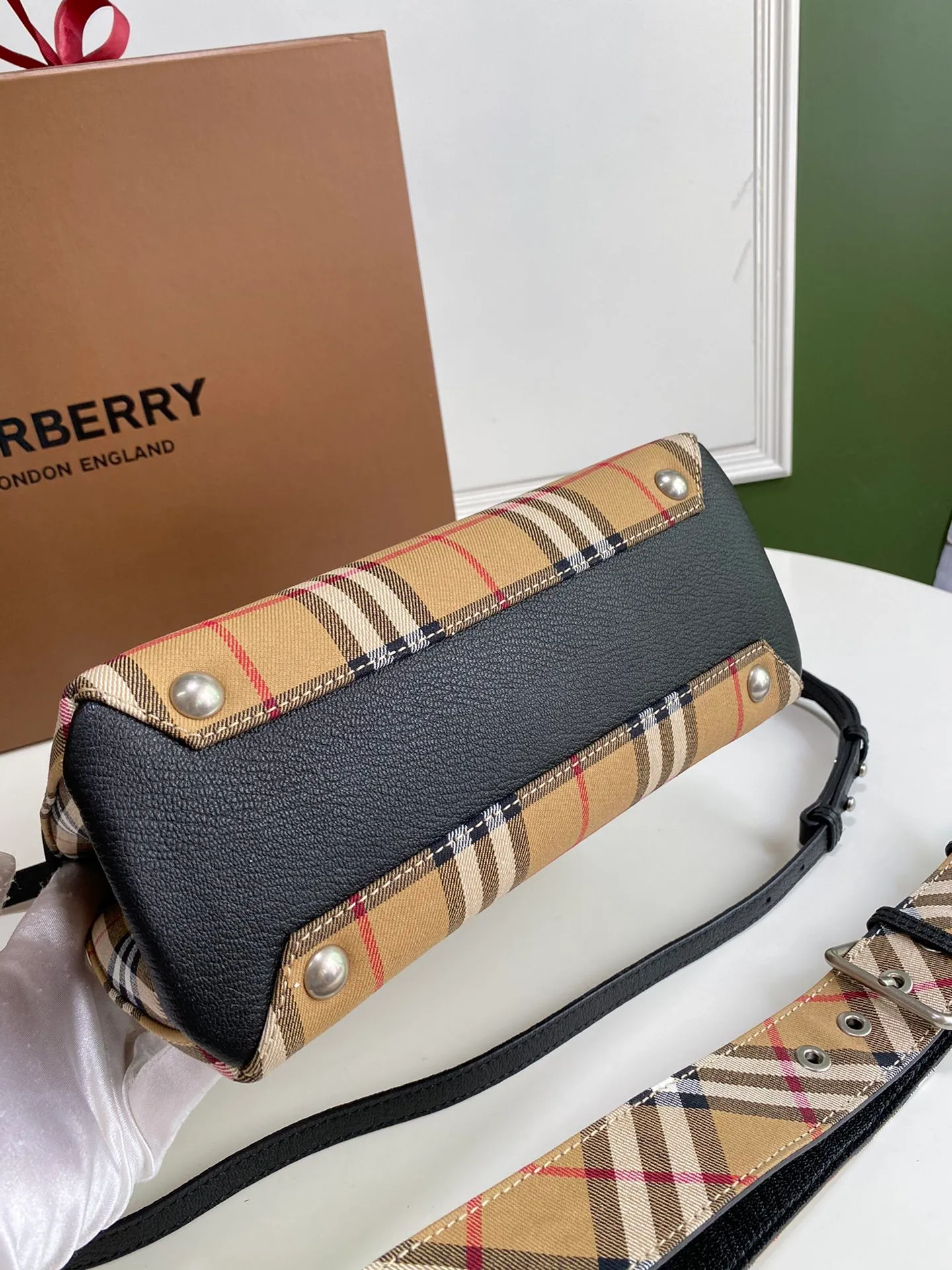 All Categories Burberry Women's Bags Burberry Original Order 6371