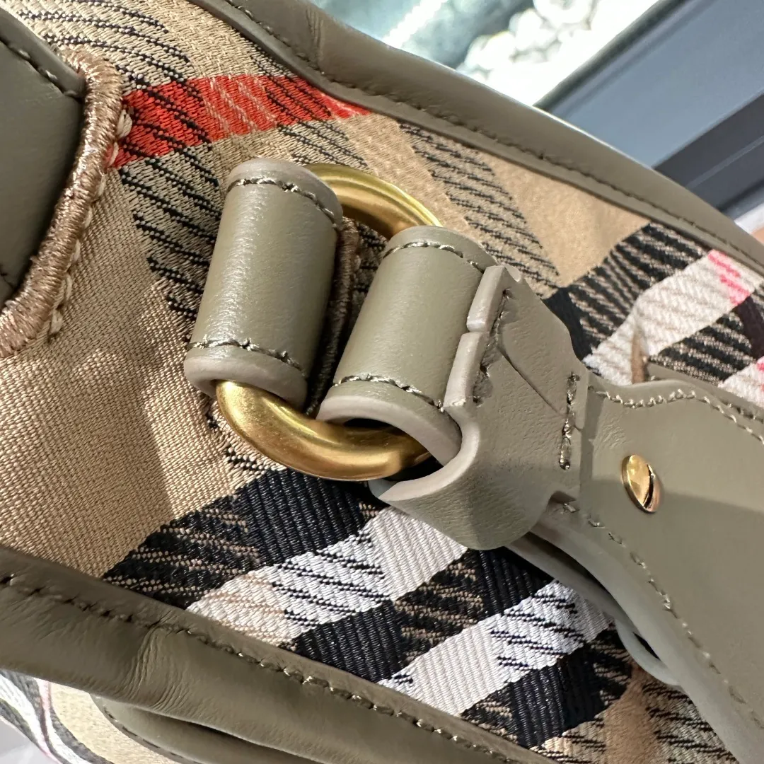 All Categories Burberry Women's Bags (Burberry) Burberry 275