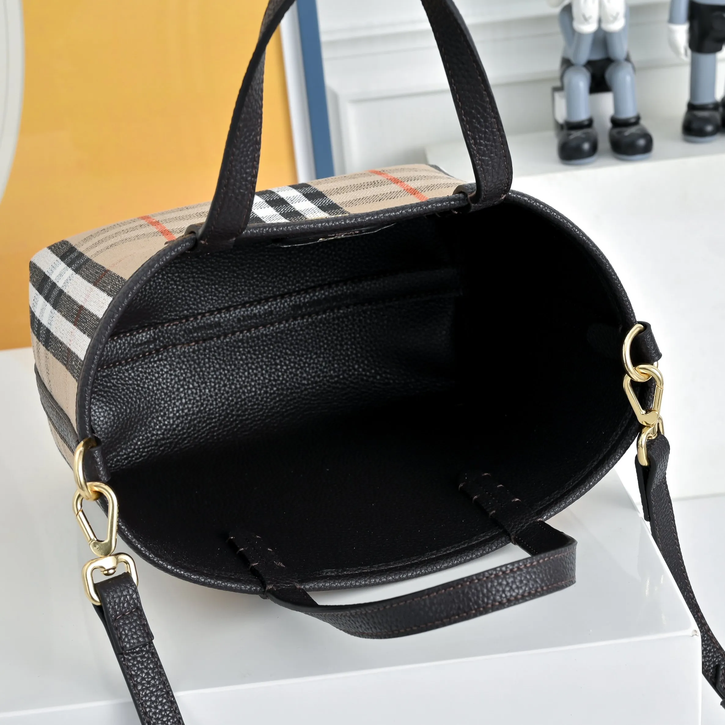 All categories Burberry women's bags (Burberry) Burberry 2218