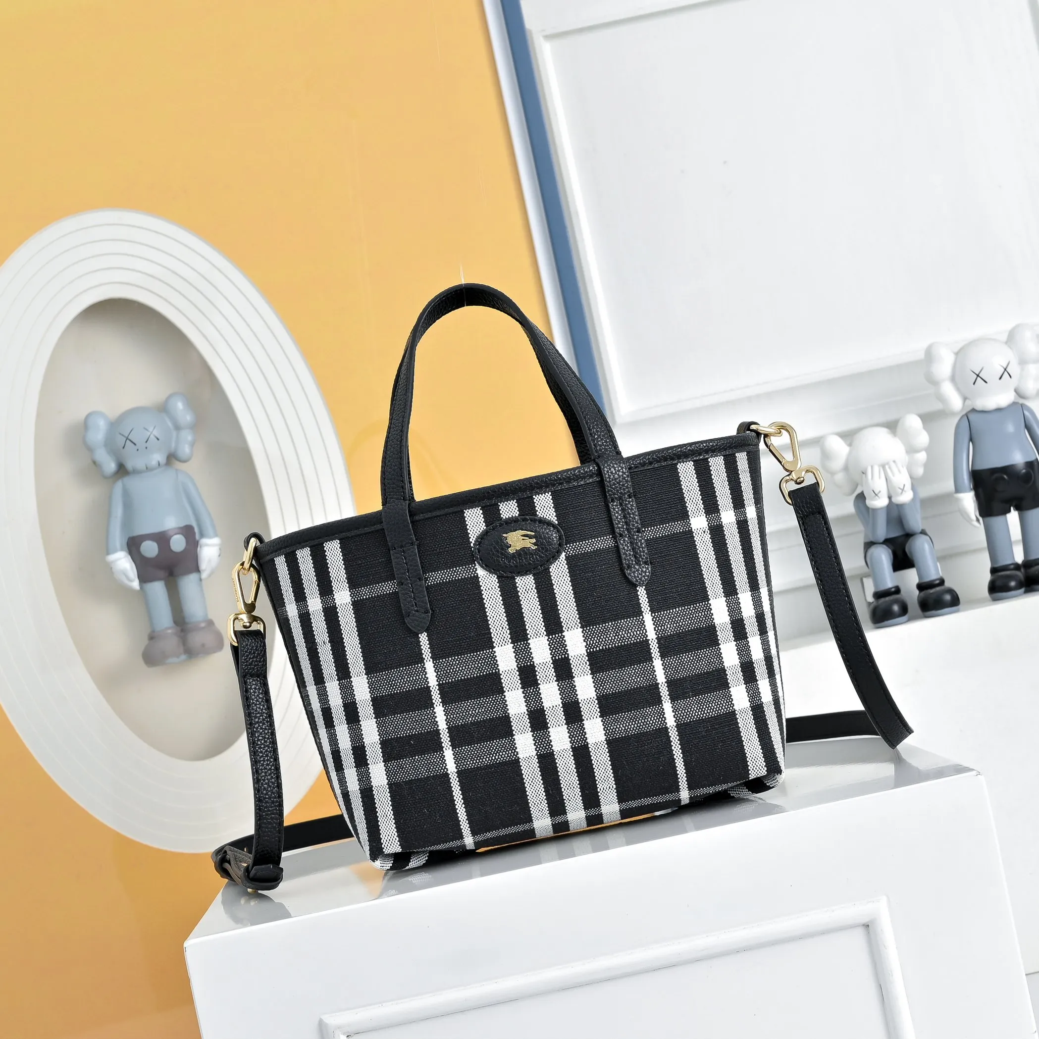 All categories Burberry women's bags (Burberry) Burberry 2218