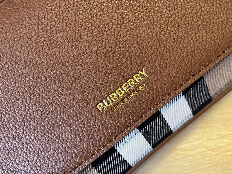 All categories Burberry women's bags (Burberry) Burberry 6606