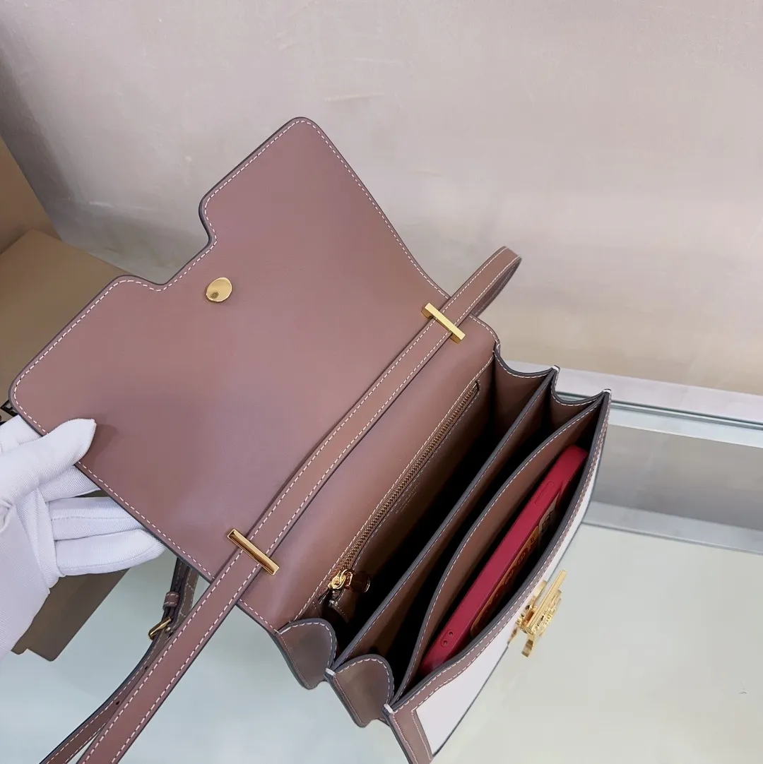 All Categories Official Website "Brand Women's Bags" Women's Bags 💙 Burberry 2025 New Burberry Crossbody Bag