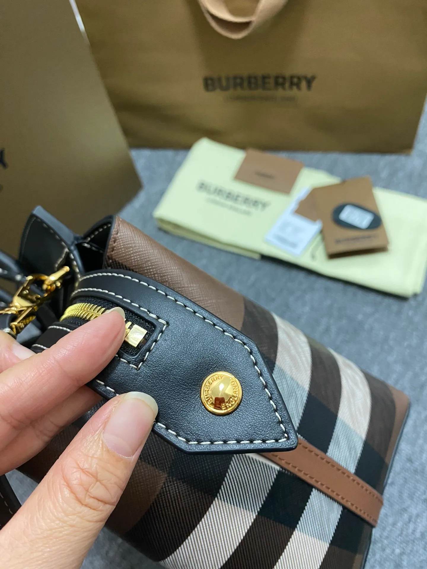All Categories Official Website "Brand Women's Bags" Women's Bags 💙 Burberry 2025 New Burberry Handbags
