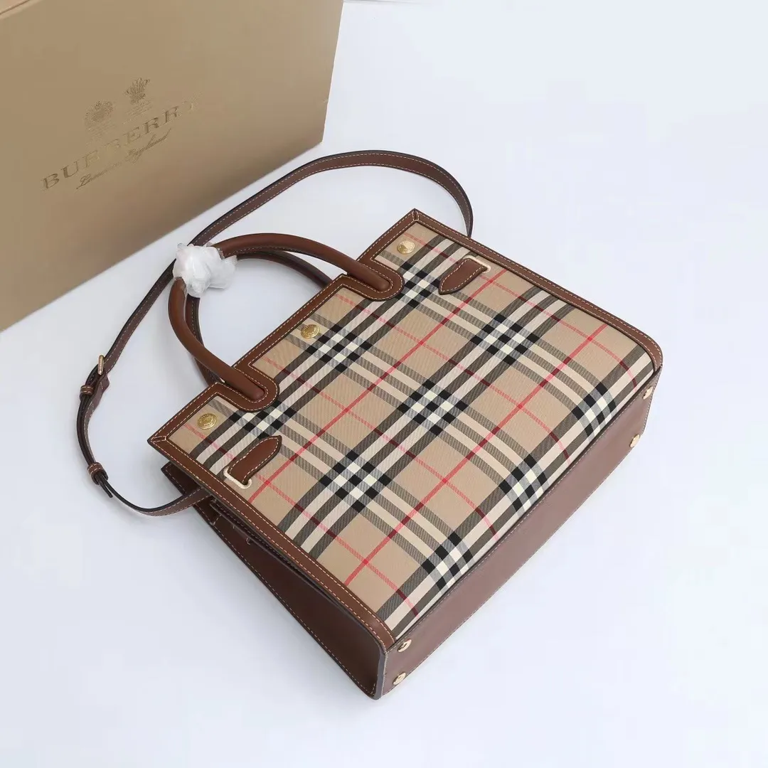 All categories Burberry women's bags (Burberry) Burberry 8366