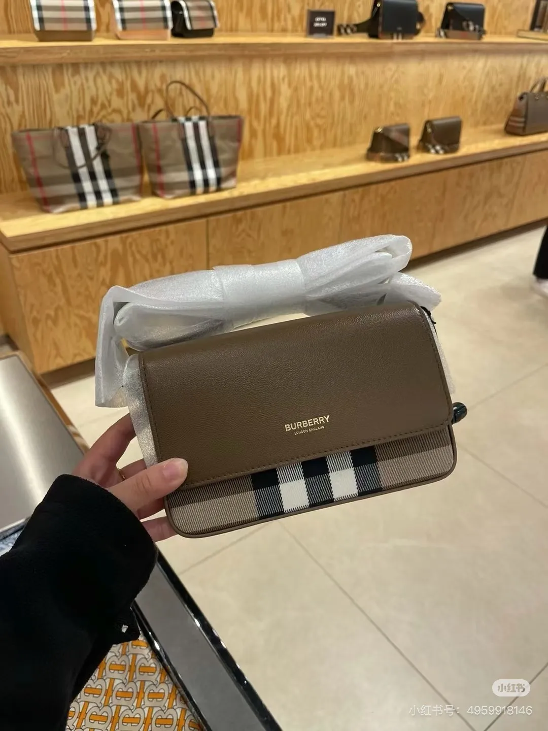 All categories Burberry women's bags (Burberry) Burberry 6606