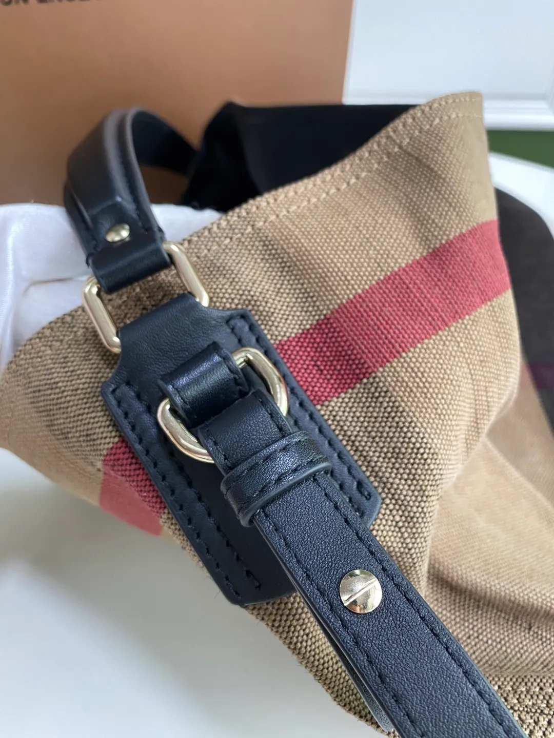 All Categories Official Website "Brand Women's Bags" Women's Bags 💙 Burberry 2025 New Burberry Crossbody Bag