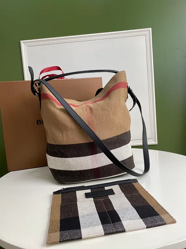 All Categories Official Website "Brand Women's Bags" Women's Bags 💙 Burberry 2025 New Burberry Crossbody Bag