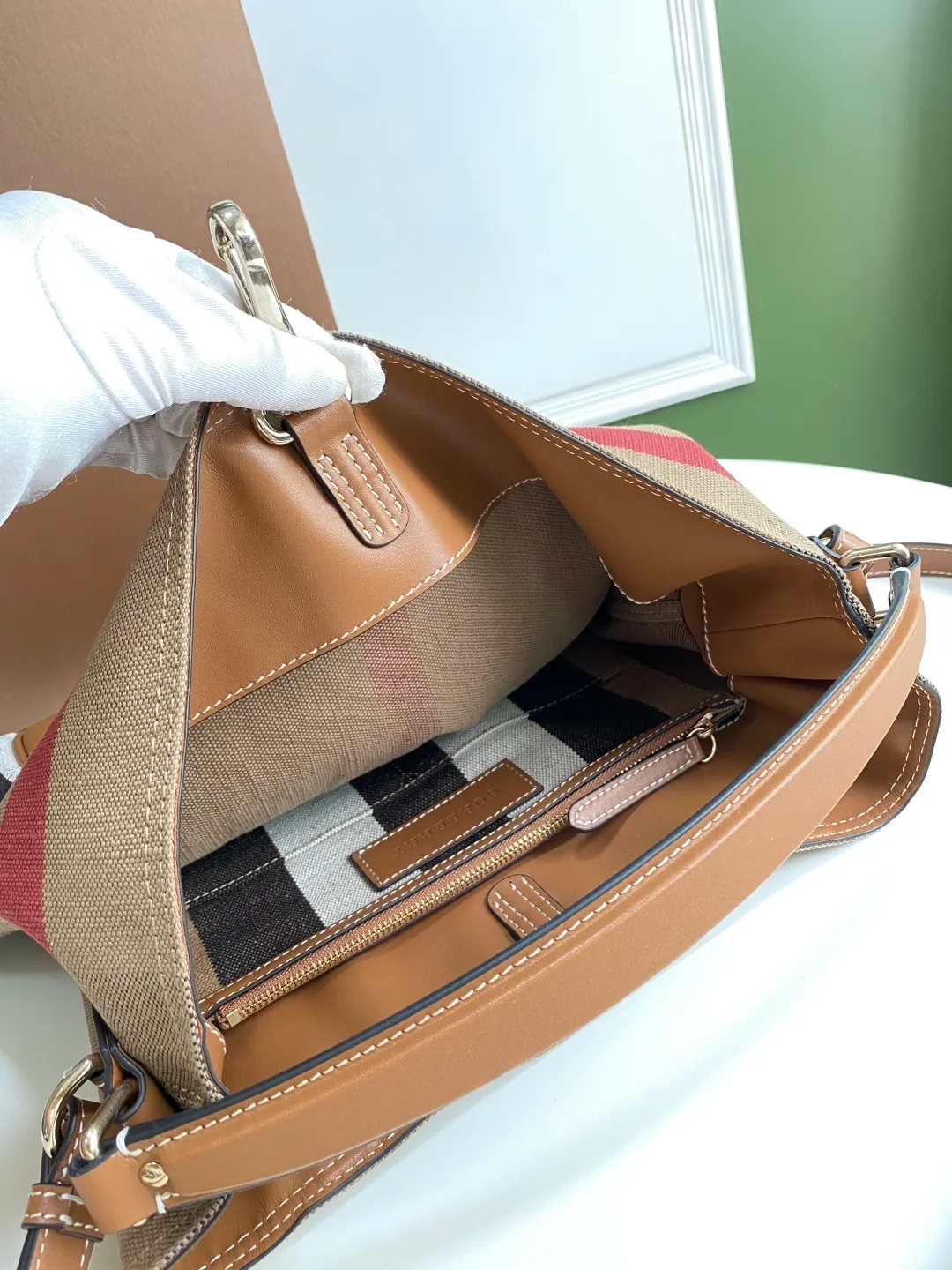 All Categories Official Website "Brand Women's Bags" Women's Bags 💙 Burberry 2025 New Burberry Crossbody Bag
