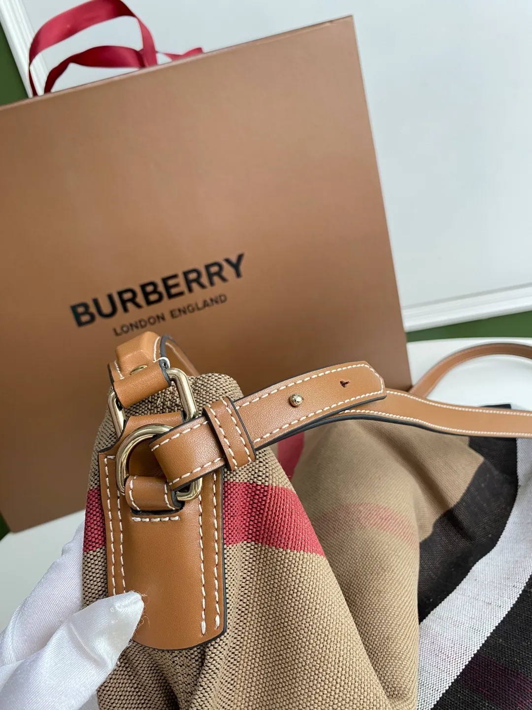 All Categories Official Website "Brand Women's Bags" Women's Bags 💙 Burberry 2025 New Burberry Crossbody Bag