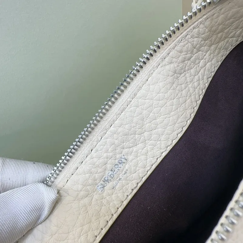 All Categories Official Website "Brand Women's Bags" Women's Bags 💙 Burberry 2025 New Burberry Crossbody Bag