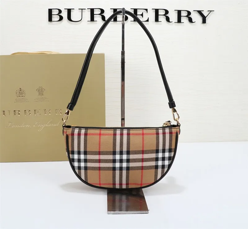 All categories Burberry women's bags (Burberry) Burberry 6801