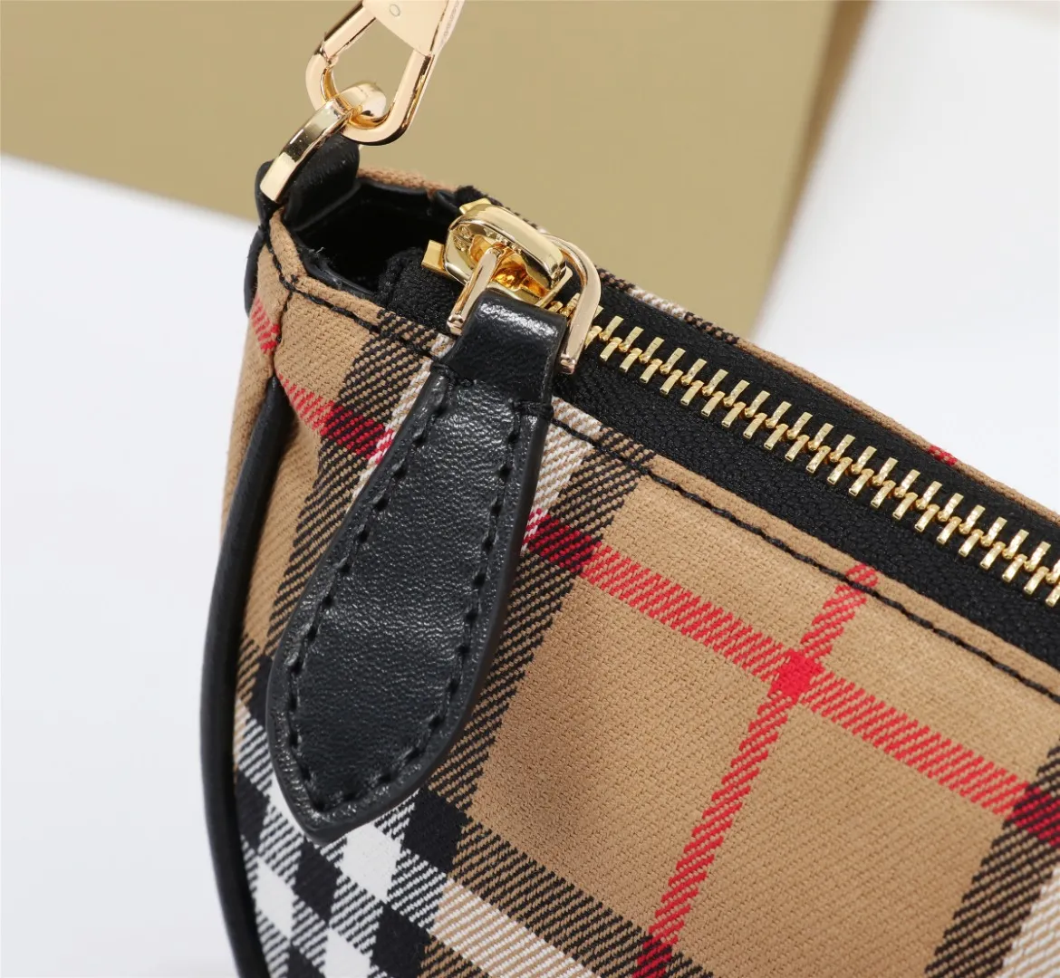 All categories Burberry women's bags (Burberry) Burberry 6801