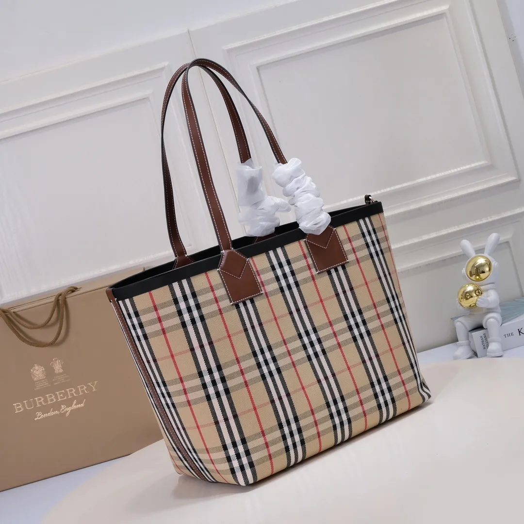 All categories Burberry women's bags (Burberry) Burberry 8379