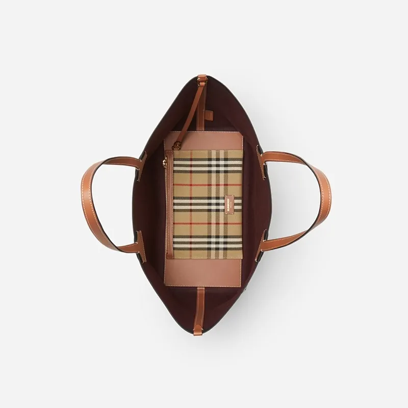 All categories Burberry women's bags (Burberry) Burberry 8379