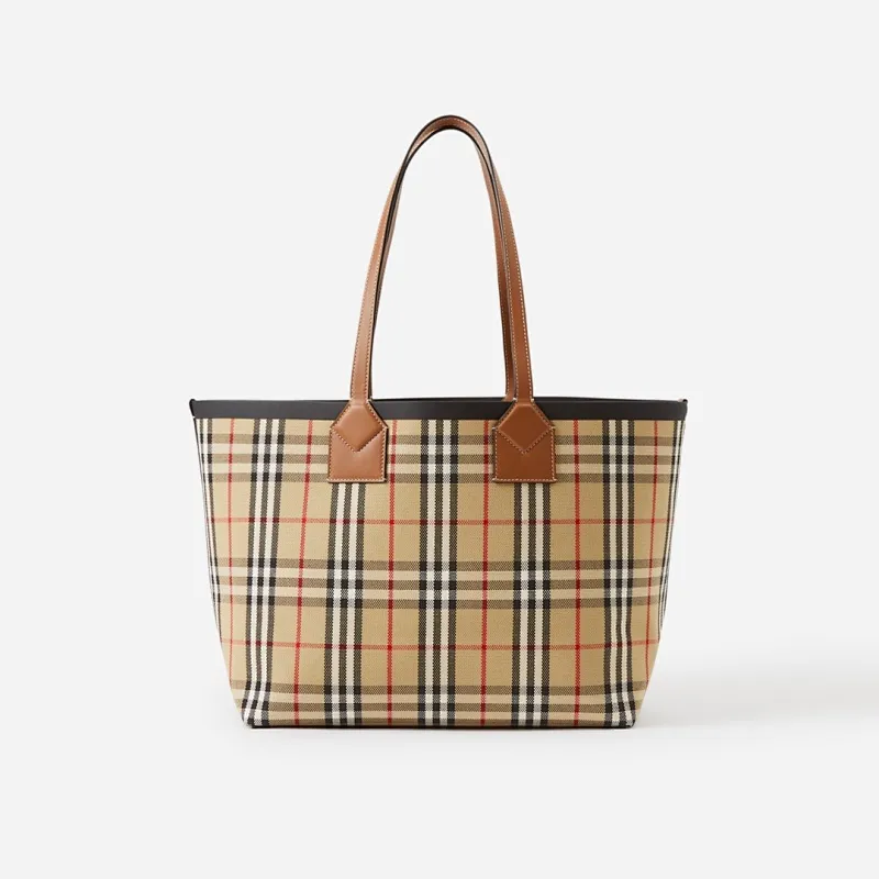 All categories Burberry women's bags (Burberry) Burberry 8379
