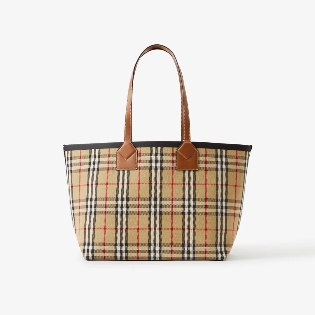 All categories Burberry women's bags (Burberry) Burberry 8379
