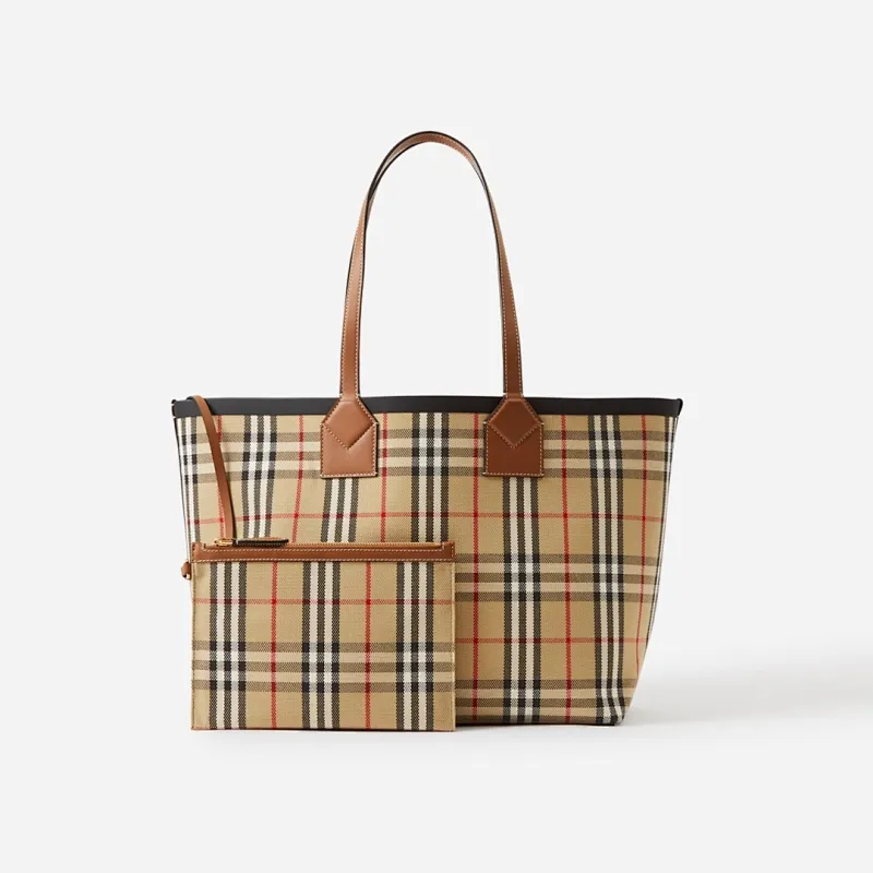 All categories Burberry women's bags (Burberry) Burberry 8379