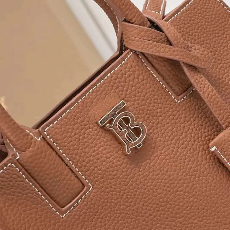 All categories Burberry women's bags (Burberry) Burberry 8376