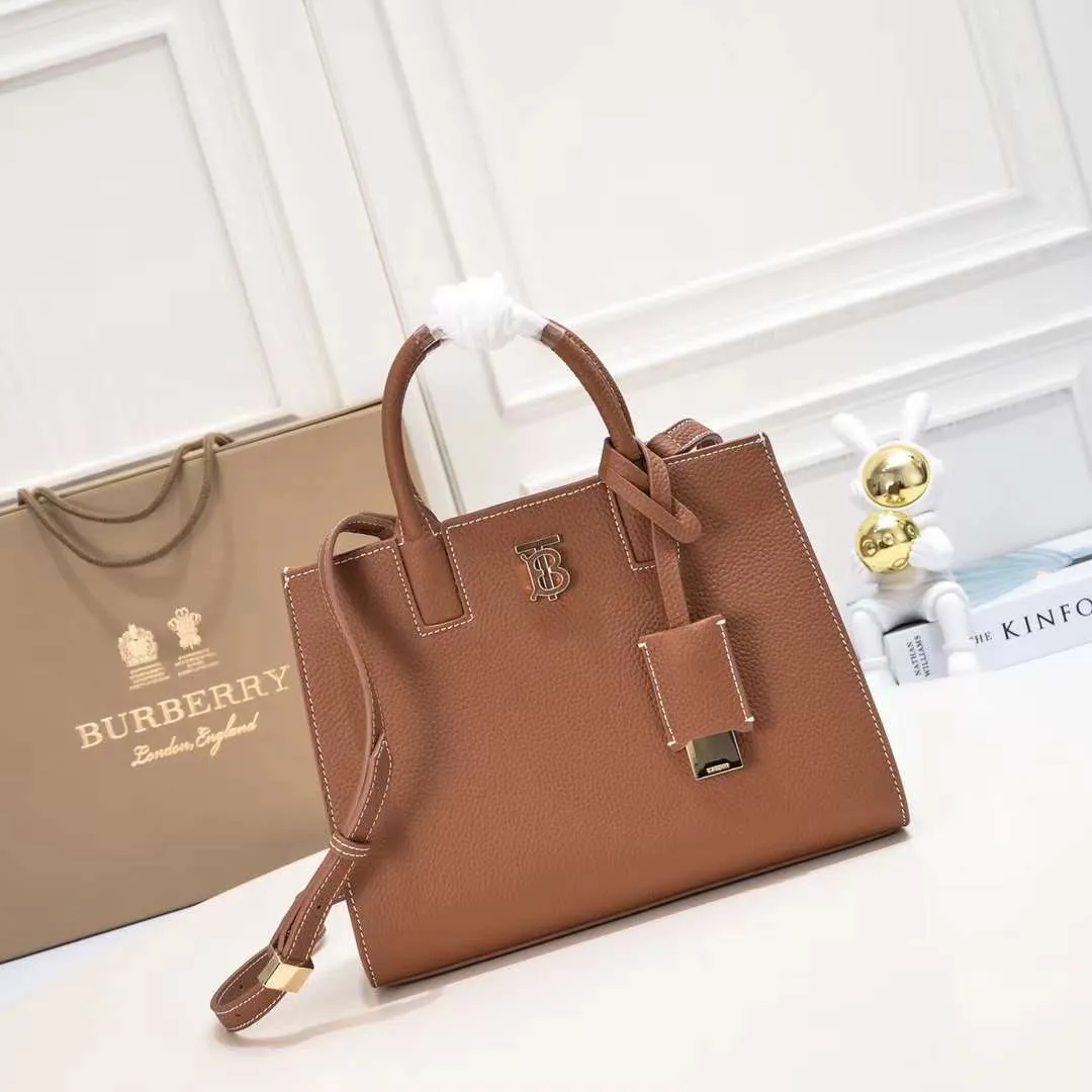 All categories Burberry women's bags (Burberry) Burberry 8376