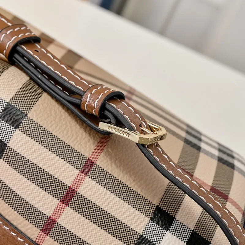All categories Burberry women's bags (Burberry) Burberry 1520