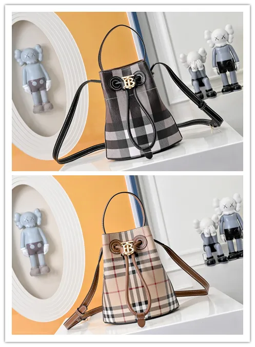 All categories Burberry women's bags (Burberry) Burberry 1520
