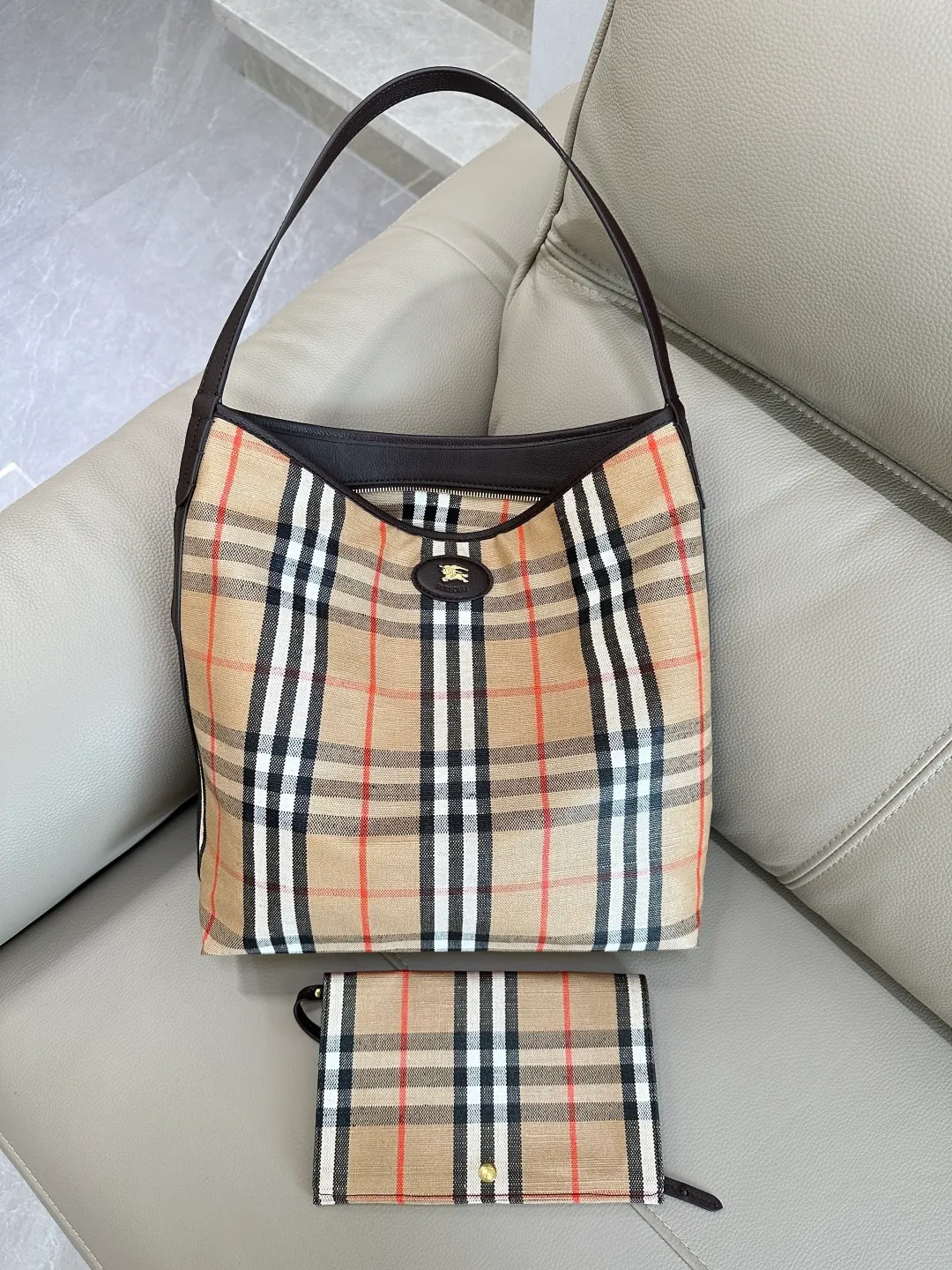 All categories Burberry women's bags (Burberry) Burberry original order 1951